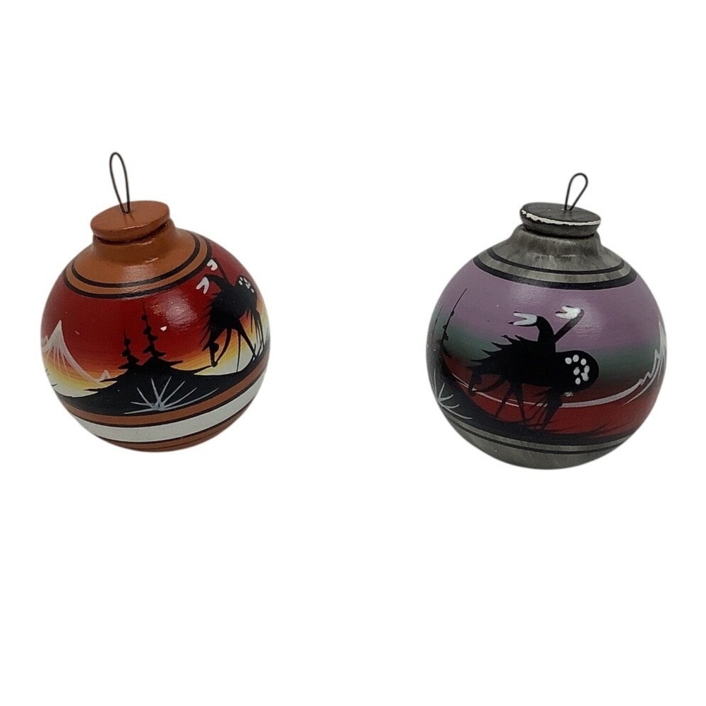 2 Navajo HAND PAINTED wood Christmas Ornaments Binishtaa End of the Trail